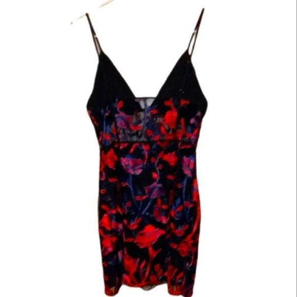 Sexy Tobi Dress . - Picture 1 of 5